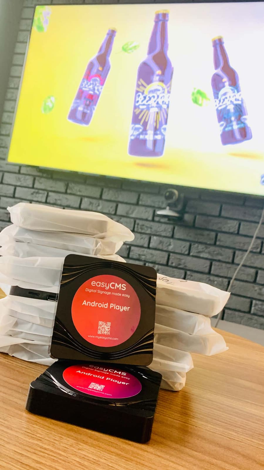 A batch of easyCMS Android players, packed and labelled, ready to ship to Fritapapa’s restaurants