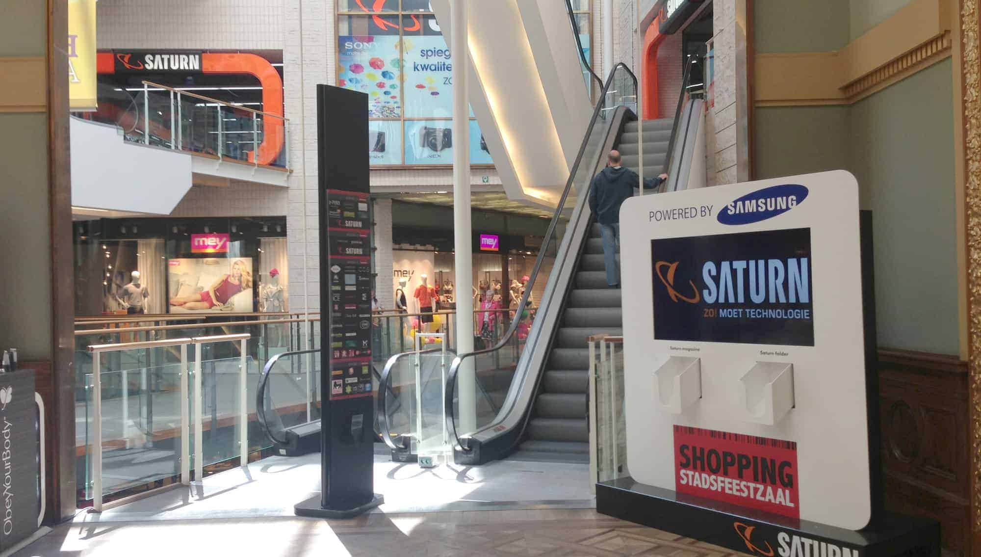 Saturn retail LED display running easyCMS